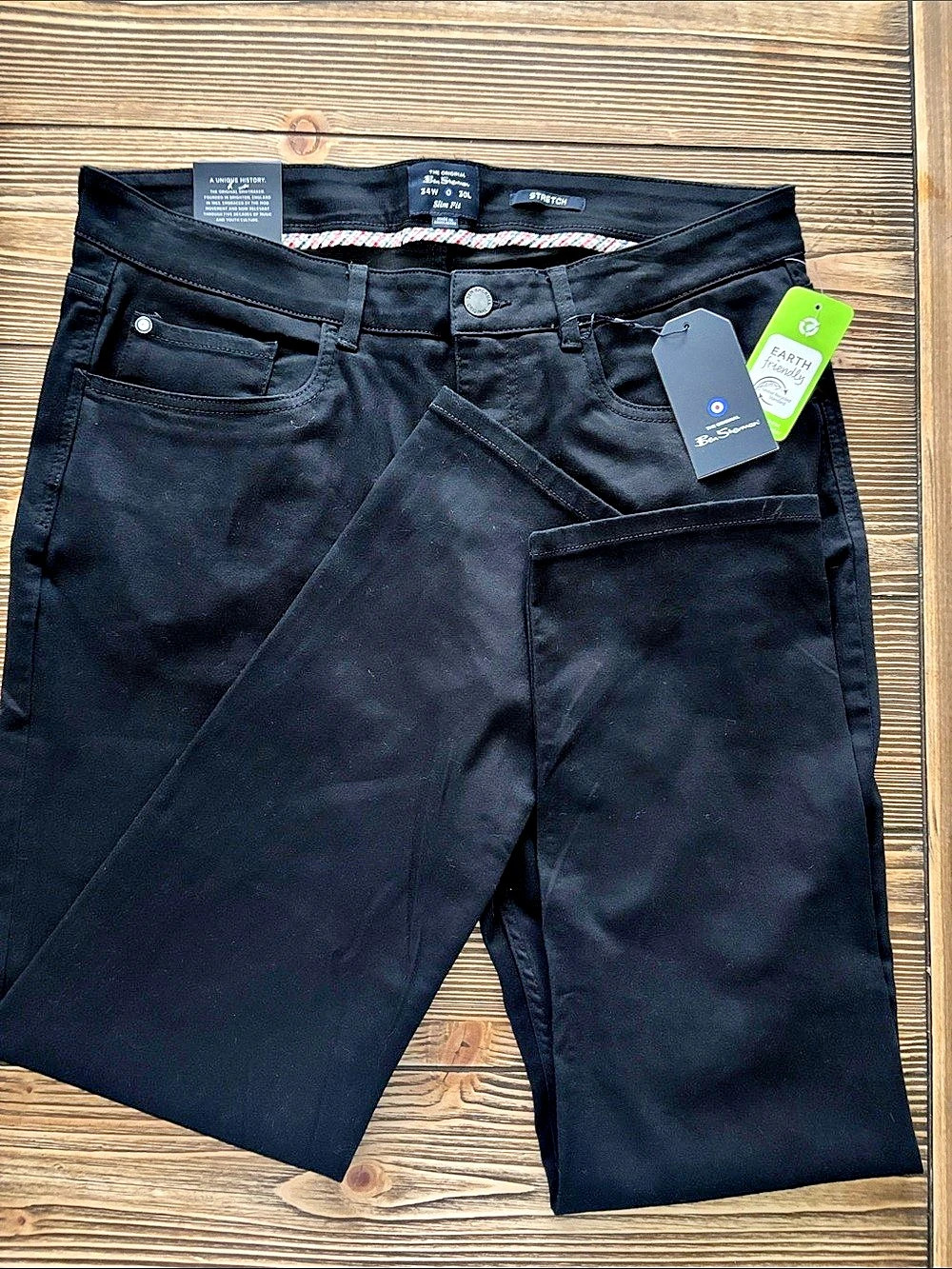 NWT slim fit The Stronghold Black Cargo Pants Size 34